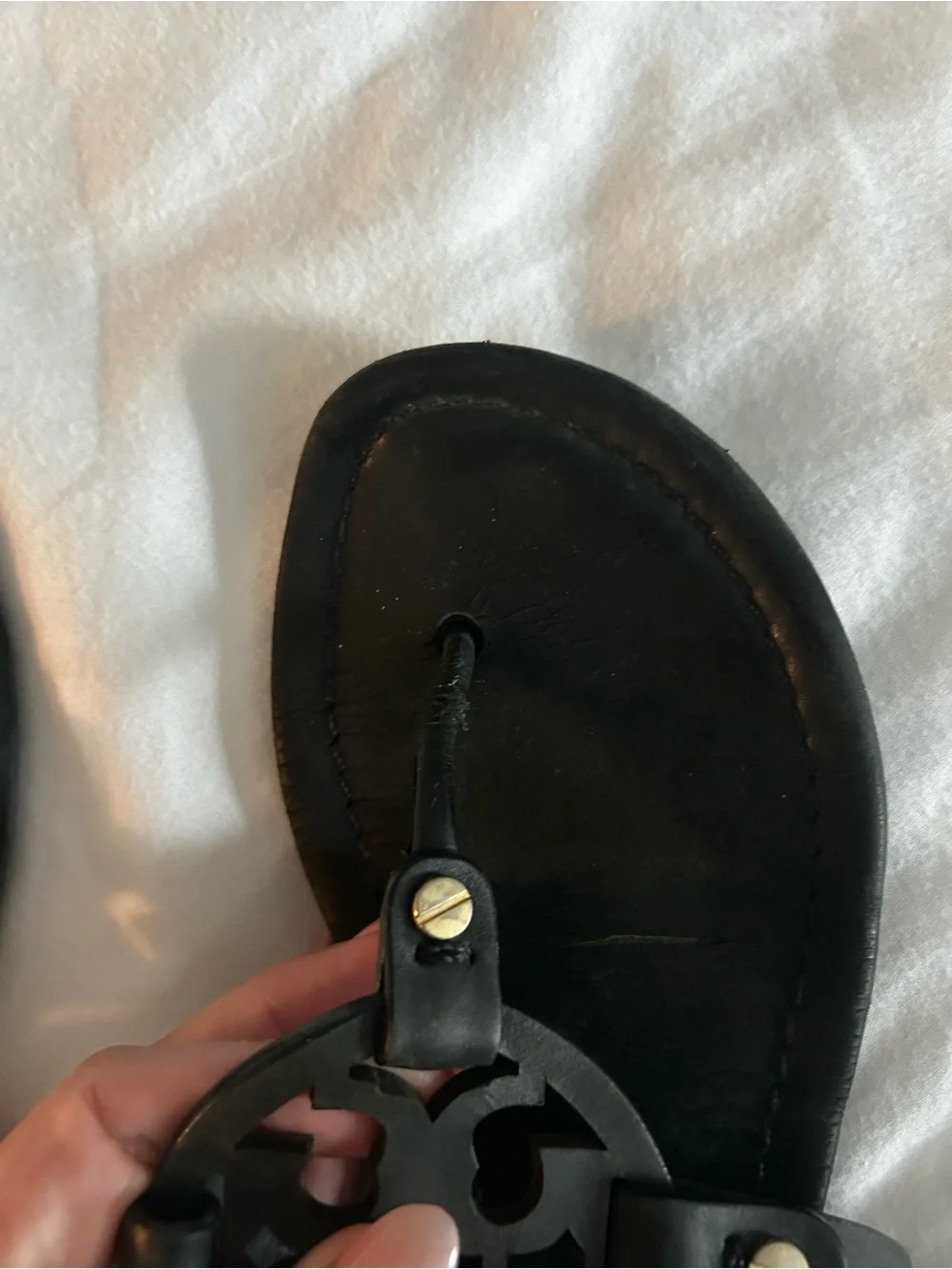 Authentic Tory Burch women's black leather thong sandal size 8